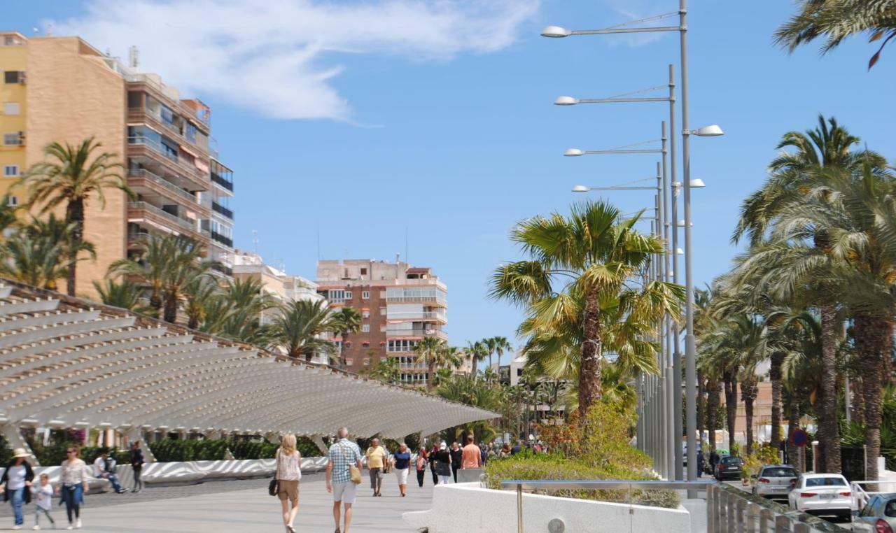 Casablanca Penthouse Apartment With Private Roof Terrace 70M2 Torrevieja Exterior photo